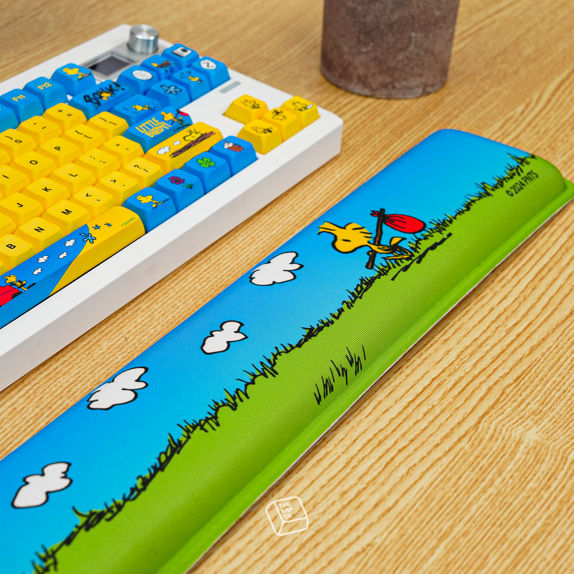 Thekapco x Peanuts | Woodstock Deskmat / Wristrest / Mousepad
