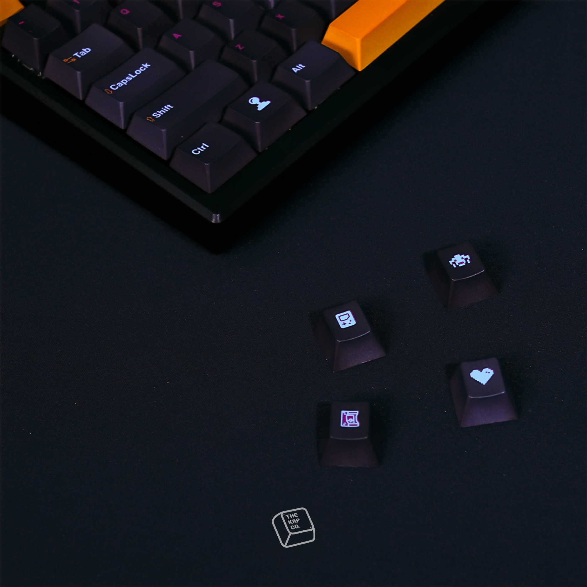 Thekapco x Lalamoon | Retro Arcade Keycap Set