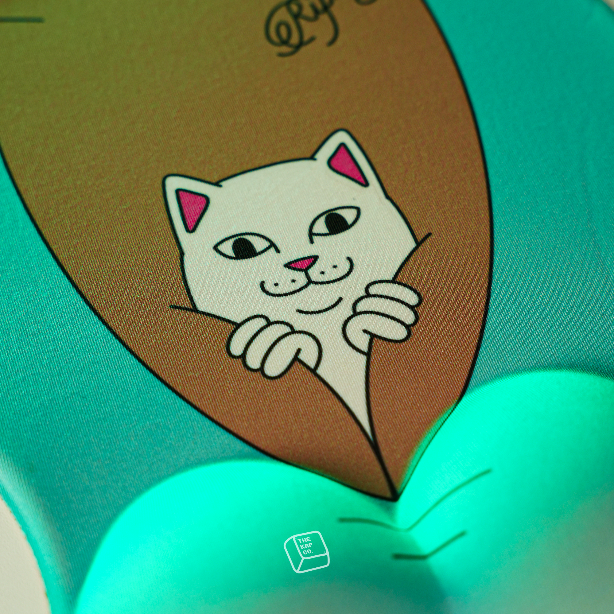 Thekapco x RipnDip | Guzungas Mousepad