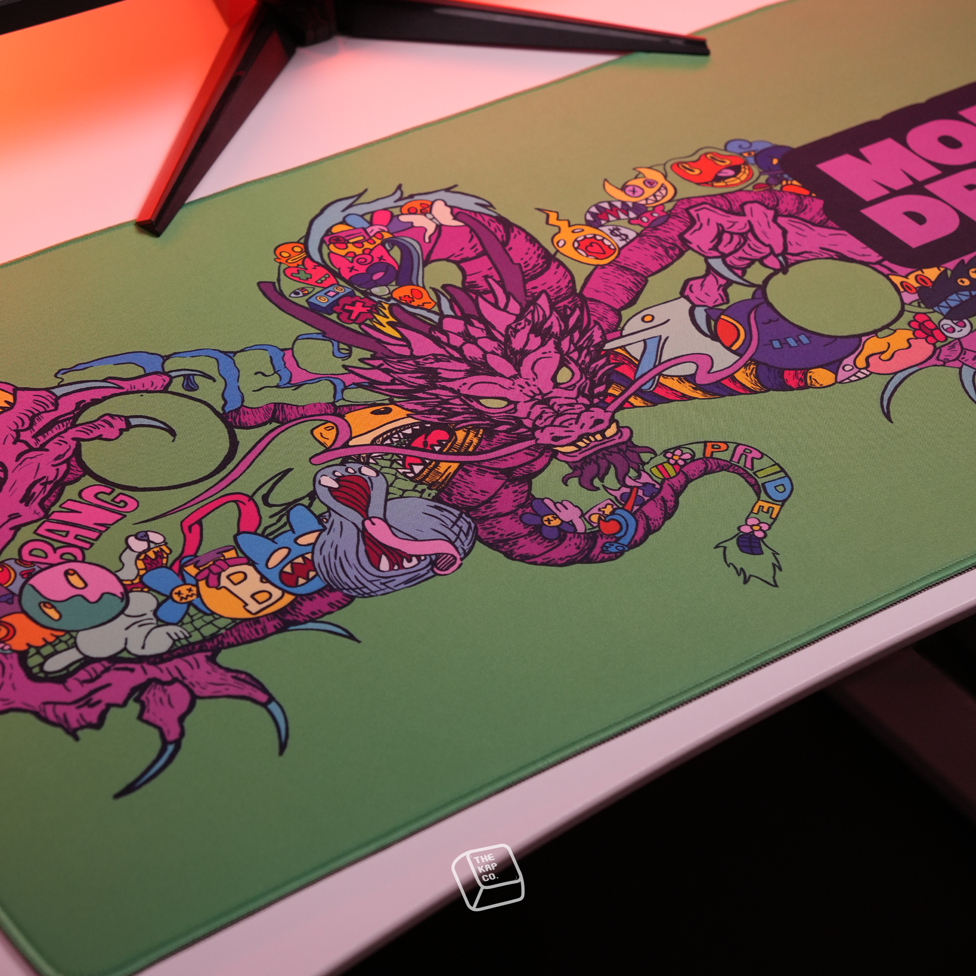 Thekapco x Vaunsarts | Mobius Dragon Deskmat & Wristrest