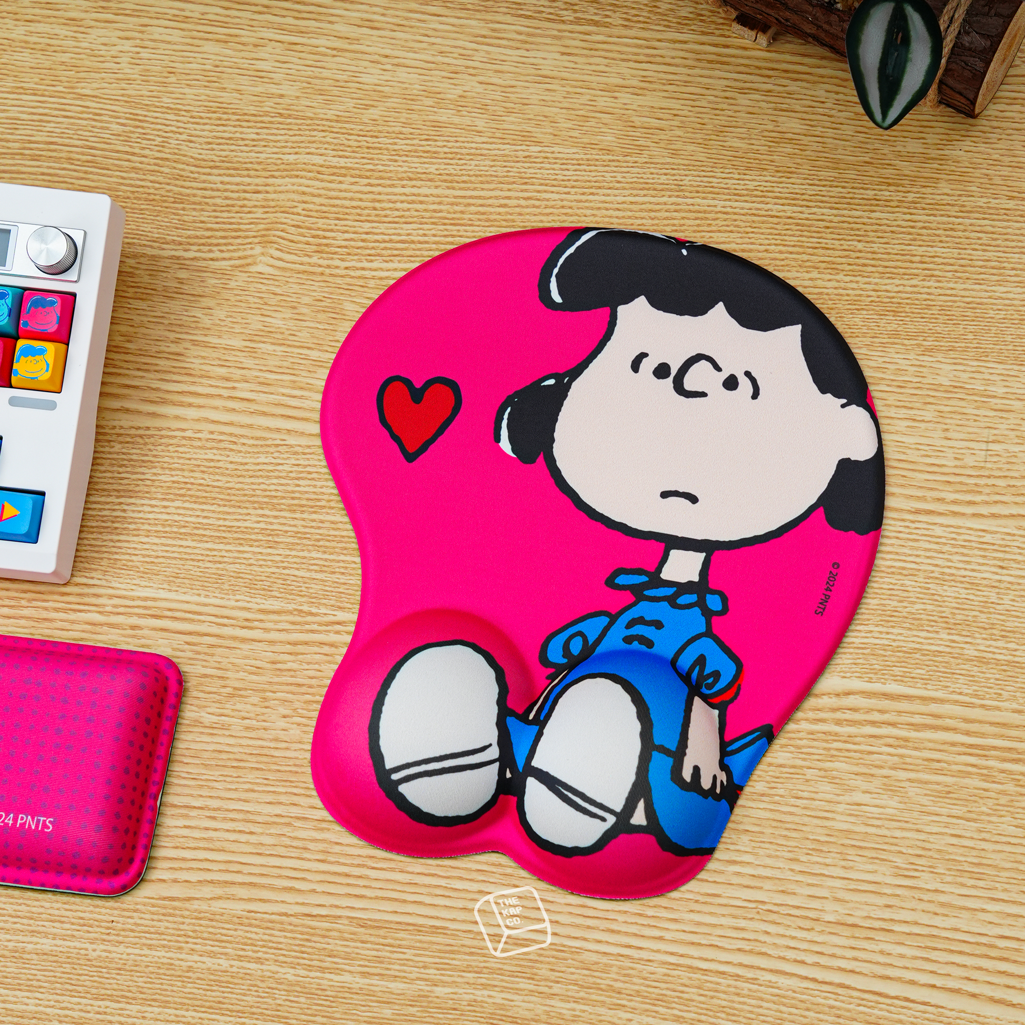 Thekapco x Peanuts | The Lucy Van Pelt Keycap Set