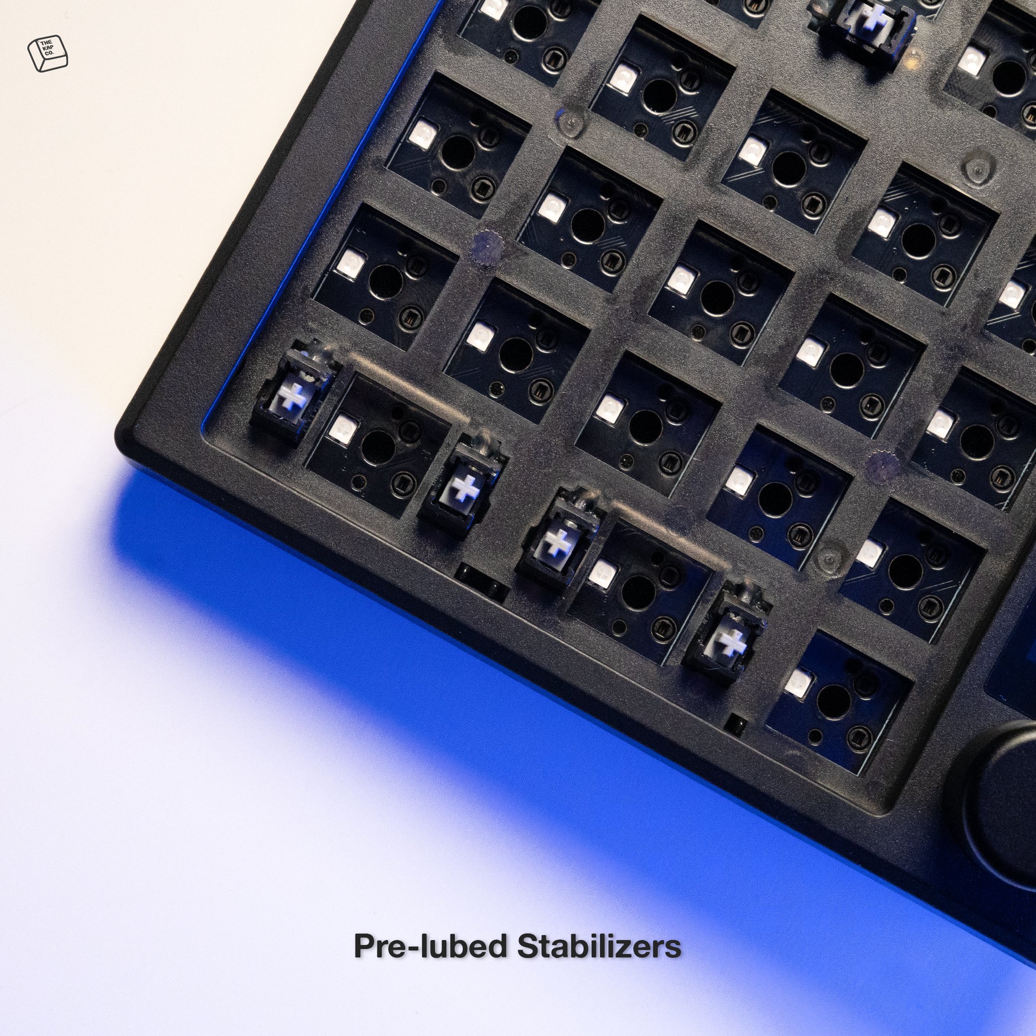 PLAY1800_Keyboard_2.0_17C.png